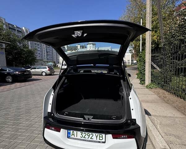 Белый БМВ И3, объемом двигателя 0 л и пробегом 135 тыс. км за 15500 $, фото 34 на Automoto.ua