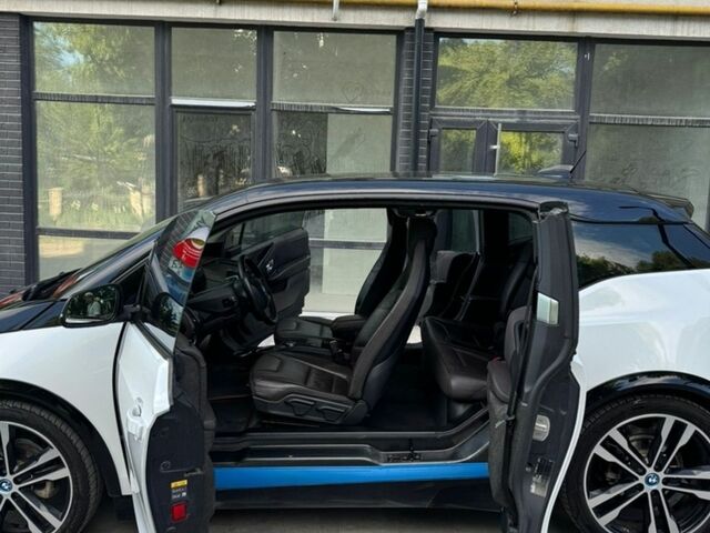 Белый БМВ И3, объемом двигателя 0 л и пробегом 84 тыс. км за 17500 $, фото 1 на Automoto.ua