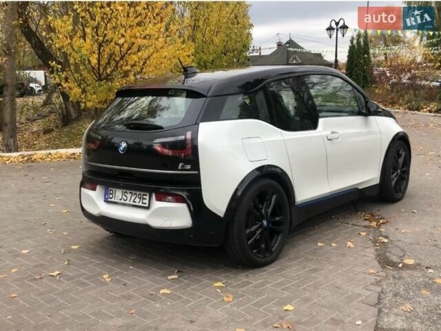 Белый БМВ И3, объемом двигателя 0 л и пробегом 67 тыс. км за 19499 $, фото 15 на Automoto.ua
