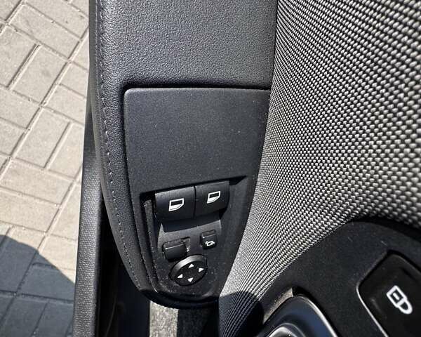 Белый БМВ И3, объемом двигателя 0 л и пробегом 135 тыс. км за 15500 $, фото 13 на Automoto.ua