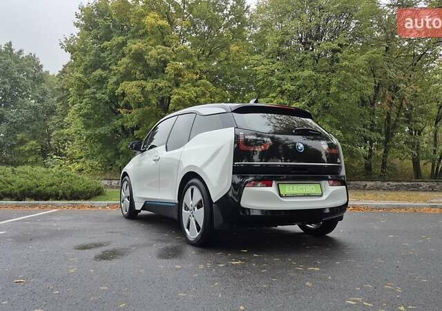 Белый БМВ И3, объемом двигателя 0 л и пробегом 92 тыс. км за 16000 $, фото 5 на Automoto.ua