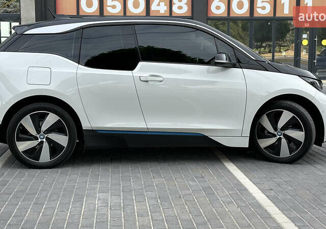 Белый БМВ И3, объемом двигателя 0 л и пробегом 49 тыс. км за 16999 $, фото 7 на Automoto.ua