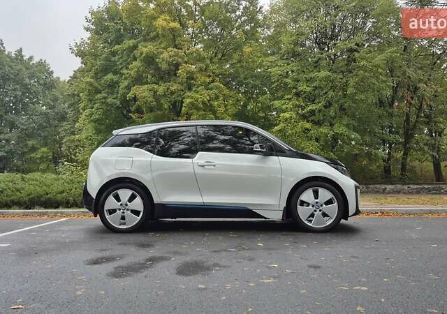 Белый БМВ И3, объемом двигателя 0 л и пробегом 92 тыс. км за 16000 $, фото 3 на Automoto.ua
