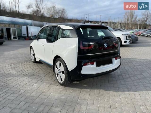Белый БМВ И3, объемом двигателя 0 л и пробегом 81 тыс. км за 17400 $, фото 3 на Automoto.ua