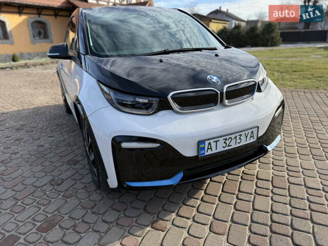 Белый БМВ И3, объемом двигателя 0 л и пробегом 15 тыс. км за 17300 $, фото 10 на Automoto.ua