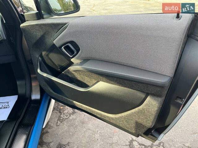 Білий БМВ І3, об'ємом двигуна 0 л та пробігом 31 тис. км за 19900 $, фото 32 на Automoto.ua