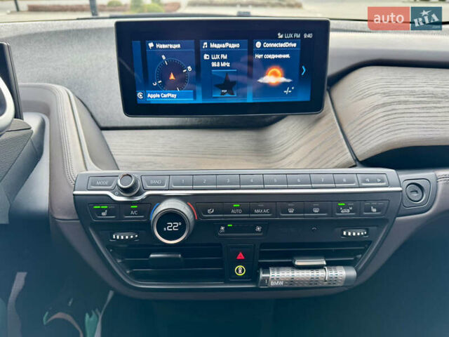 Белый БМВ И3, объемом двигателя 0 л и пробегом 55 тыс. км за 18500 $, фото 12 на Automoto.ua