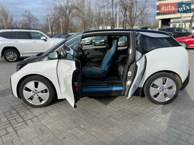Белый БМВ И3, объемом двигателя 0 л и пробегом 81 тыс. км за 17400 $, фото 11 на Automoto.ua