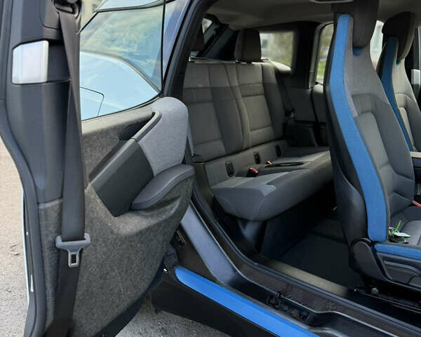 Белый БМВ И3, объемом двигателя 0 л и пробегом 104 тыс. км за 15900 $, фото 50 на Automoto.ua