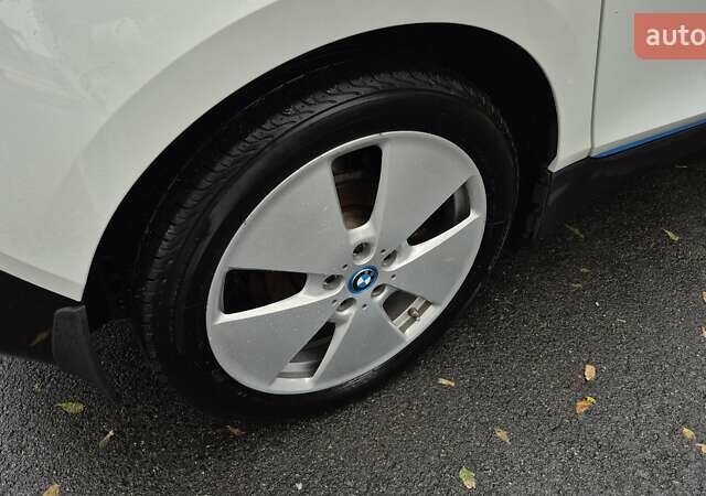 Белый БМВ И3, объемом двигателя 0 л и пробегом 92 тыс. км за 16000 $, фото 11 на Automoto.ua