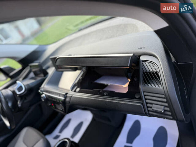 Белый БМВ И3, объемом двигателя 0 л и пробегом 104 тыс. км за 15900 $, фото 53 на Automoto.ua