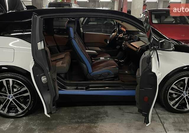 Білий БМВ І3, об'ємом двигуна 0 л та пробігом 23 тис. км за 28800 $, фото 14 на Automoto.ua