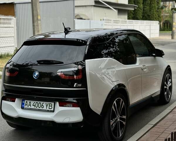 Белый БМВ И3, объемом двигателя 0 л и пробегом 49 тыс. км за 23700 $, фото 4 на Automoto.ua