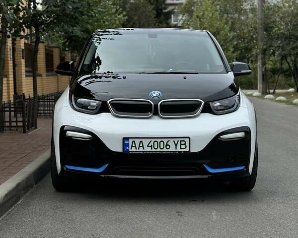 Белый БМВ И3, объемом двигателя 0 л и пробегом 49 тыс. км за 23700 $, фото 1 на Automoto.ua