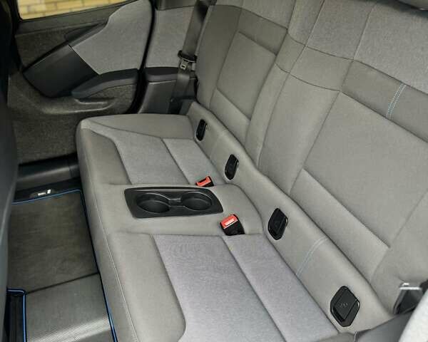 Белый БМВ И3, объемом двигателя 0 л и пробегом 49 тыс. км за 23700 $, фото 6 на Automoto.ua