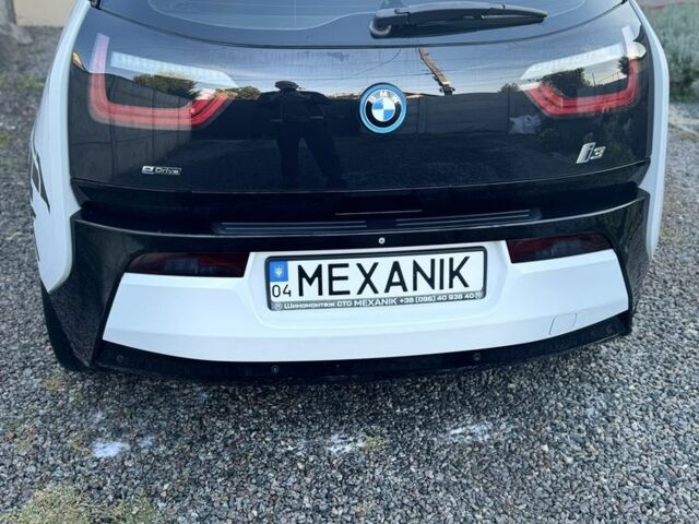 Белый БМВ И3, объемом двигателя 0 л и пробегом 110 тыс. км за 9100 $, фото 7 на Automoto.ua