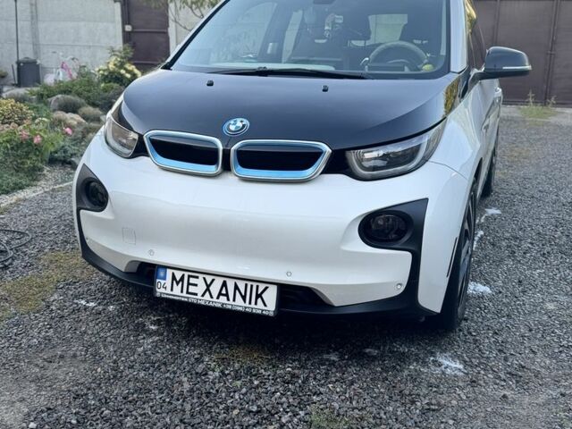 Белый БМВ И3, объемом двигателя 0 л и пробегом 110 тыс. км за 9100 $, фото 5 на Automoto.ua