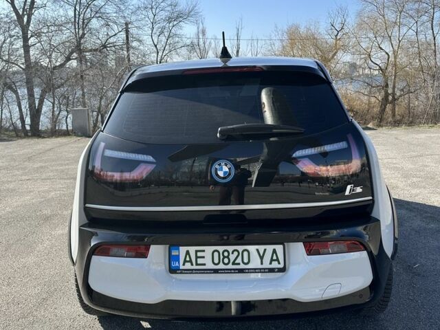 Белый БМВ И3, объемом двигателя 0 л и пробегом 52 тыс. км за 22000 $, фото 3 на Automoto.ua