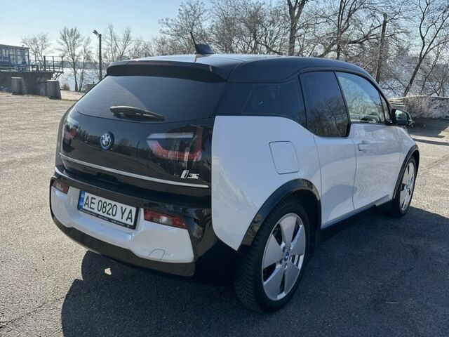Белый БМВ И3, объемом двигателя 0 л и пробегом 52 тыс. км за 22000 $, фото 5 на Automoto.ua