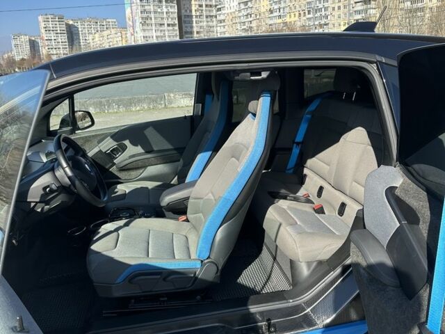 Белый БМВ И3, объемом двигателя 0 л и пробегом 52 тыс. км за 22000 $, фото 9 на Automoto.ua