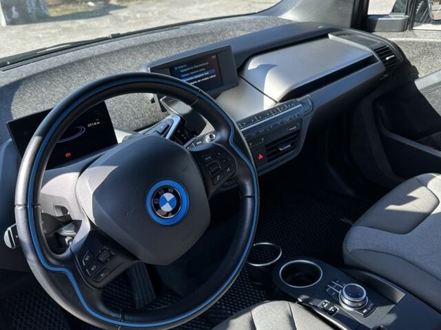 Белый БМВ И3, объемом двигателя 0 л и пробегом 52 тыс. км за 22000 $, фото 6 на Automoto.ua