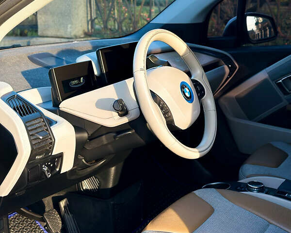 Бежевый БМВ И3, объемом двигателя 0 л и пробегом 140 тыс. км за 8350 $, фото 20 на Automoto.ua