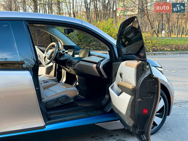 Бежевый БМВ И3, объемом двигателя 0 л и пробегом 140 тыс. км за 8350 $, фото 23 на Automoto.ua