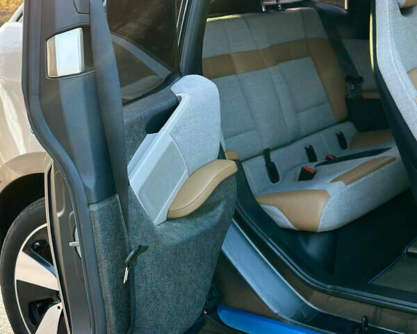 Бежевый БМВ И3, объемом двигателя 0 л и пробегом 140 тыс. км за 8350 $, фото 22 на Automoto.ua