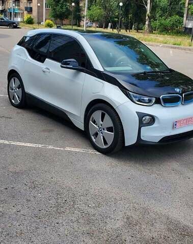 Бежевый БМВ И3, объемом двигателя 0.7 л и пробегом 77 тыс. км за 13600 $, фото 10 на Automoto.ua