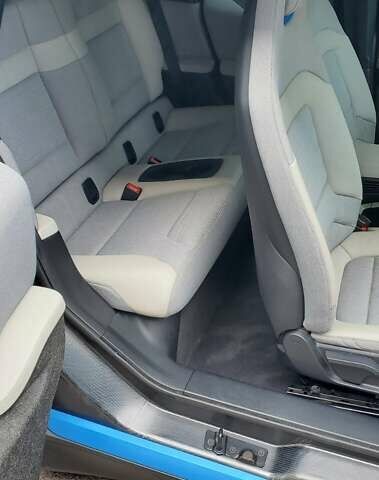 Бежевый БМВ И3, объемом двигателя 0.7 л и пробегом 77 тыс. км за 13600 $, фото 7 на Automoto.ua