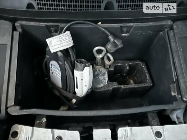 Бежевый БМВ И3, объемом двигателя 0.7 л и пробегом 77 тыс. км за 13600 $, фото 22 на Automoto.ua