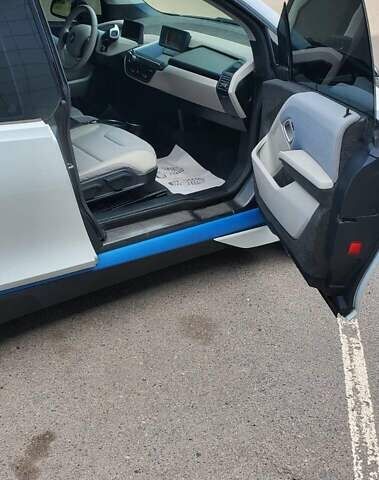 Бежевый БМВ И3, объемом двигателя 0.7 л и пробегом 77 тыс. км за 13600 $, фото 8 на Automoto.ua