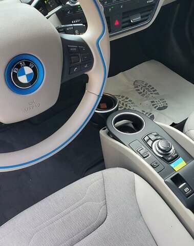 Бежевый БМВ И3, объемом двигателя 0.7 л и пробегом 77 тыс. км за 13600 $, фото 3 на Automoto.ua