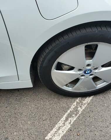 Бежевый БМВ И3, объемом двигателя 0.7 л и пробегом 77 тыс. км за 13600 $, фото 14 на Automoto.ua