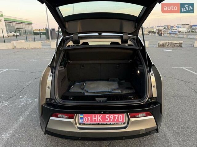 Бежевий БМВ І3, об'ємом двигуна 0 л та пробігом 133 тис. км за 13200 $, фото 16 на Automoto.ua