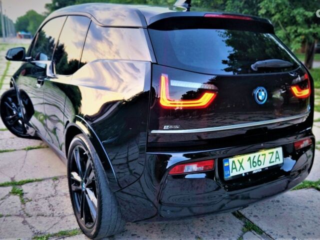 Черный БМВ И3, объемом двигателя 0 л и пробегом 67 тыс. км за 22500 $, фото 4 на Automoto.ua