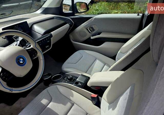 Черный БМВ И3, объемом двигателя 0 л и пробегом 250 тыс. км за 7200 $, фото 10 на Automoto.ua