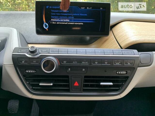 Черный БМВ И3, объемом двигателя 0 л и пробегом 70 тыс. км за 12999 $, фото 19 на Automoto.ua