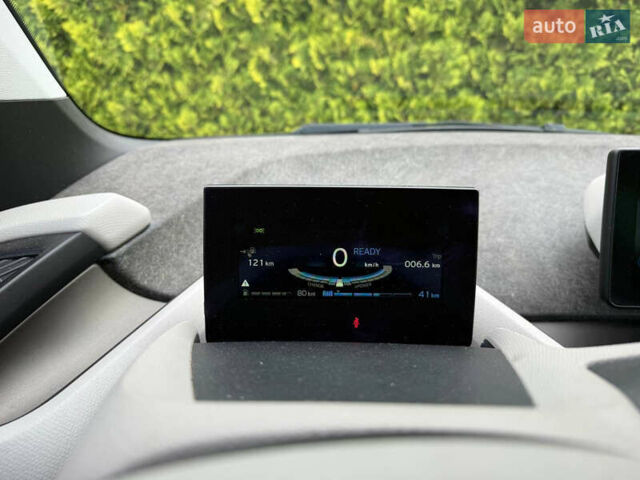 Черный БМВ И3, объемом двигателя 0.65 л и пробегом 114 тыс. км за 10999 $, фото 45 на Automoto.ua