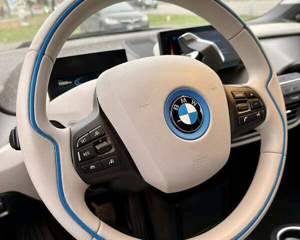 Черный БМВ И3, объемом двигателя 0.65 л и пробегом 65 тыс. км за 11500 $, фото 17 на Automoto.ua