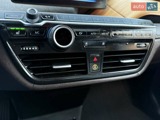 Черный БМВ И3, объемом двигателя 0 л и пробегом 60 тыс. км за 8999 $, фото 41 на Automoto.ua