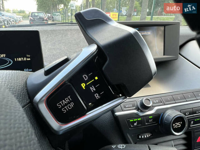 Черный БМВ И3, объемом двигателя 0 л и пробегом 164 тыс. км за 8350 $, фото 17 на Automoto.ua