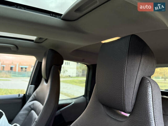 Черный БМВ И3, объемом двигателя 0 л и пробегом 60 тыс. км за 8999 $, фото 60 на Automoto.ua