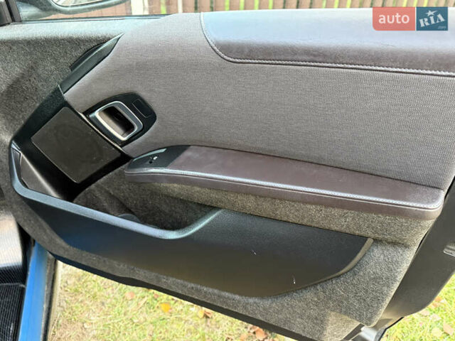 Черный БМВ И3, объемом двигателя 0 л и пробегом 60 тыс. км за 8999 $, фото 30 на Automoto.ua