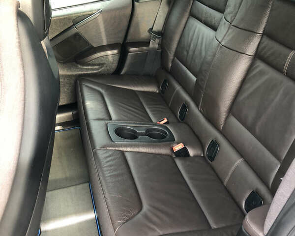 Черный БМВ И3, объемом двигателя 0 л и пробегом 91 тыс. км за 13500 $, фото 30 на Automoto.ua