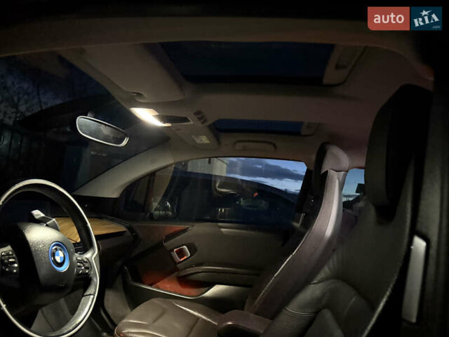 Черный БМВ И3, объемом двигателя 0 л и пробегом 60 тыс. км за 8999 $, фото 81 на Automoto.ua
