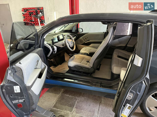 Черный БМВ И3, объемом двигателя 0 л и пробегом 62 тыс. км за 7500 $, фото 7 на Automoto.ua