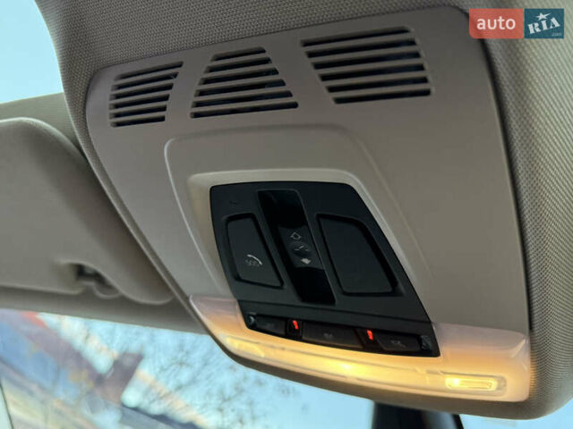 Черный БМВ И3, объемом двигателя 0 л и пробегом 60 тыс. км за 8999 $, фото 32 на Automoto.ua