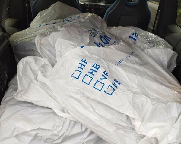 БМВ И3 2015 в Киеве на Automoto.ua Черный БМВ И3, объемом двигателя 0 л и пробегом 139 тыс. км за 7600 $, фото 3 на Automoto.ua