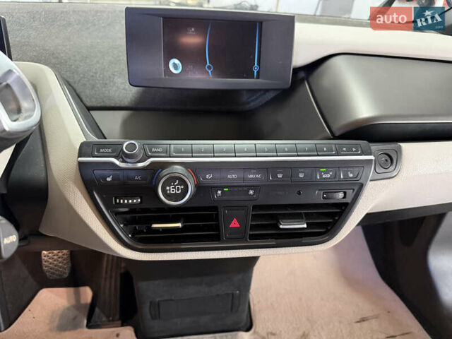 Черный БМВ И3, объемом двигателя 0 л и пробегом 62 тыс. км за 7500 $, фото 20 на Automoto.ua